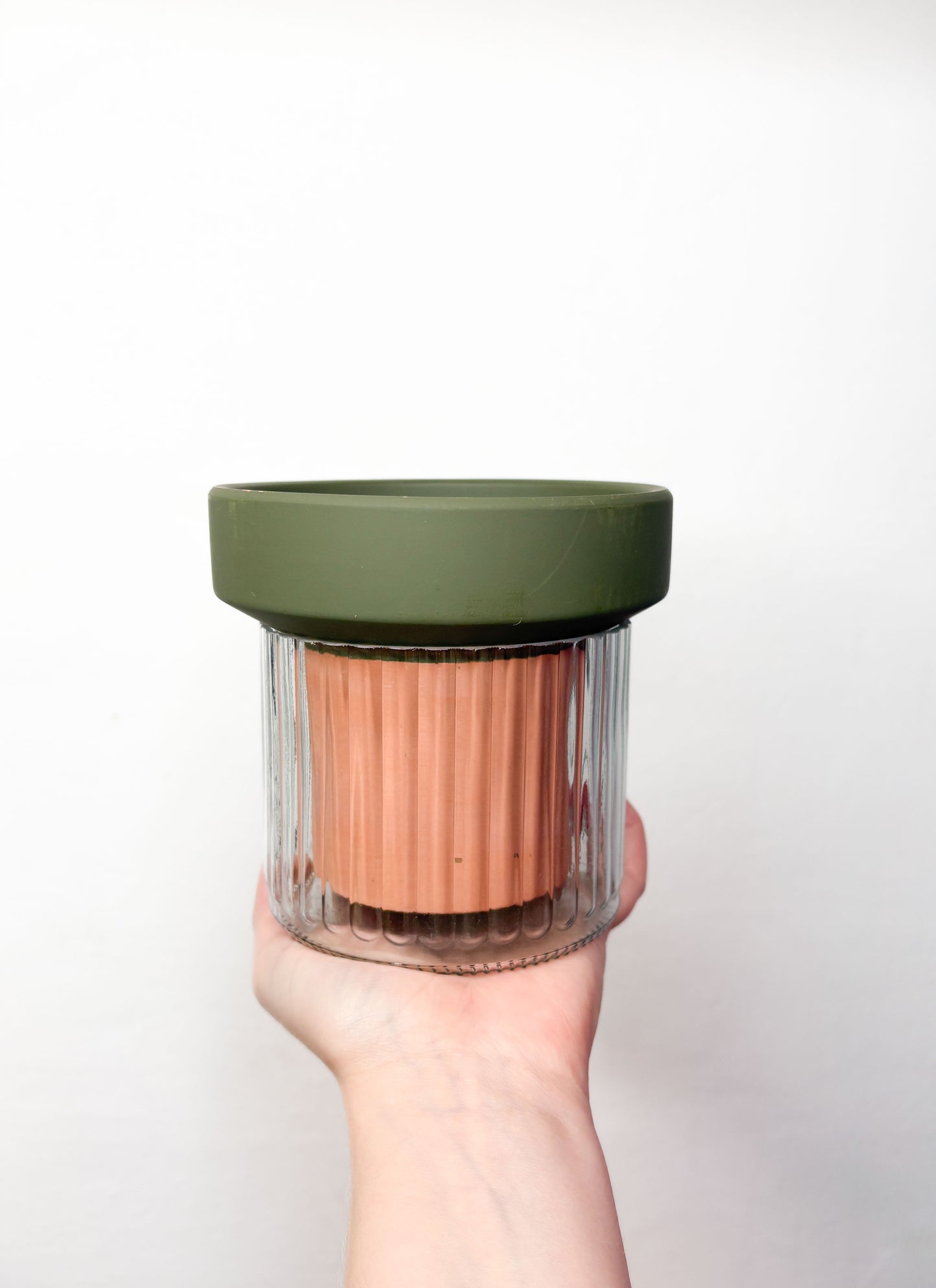Pot with a self-watering system